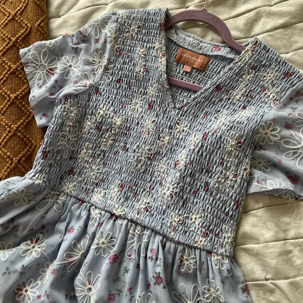 Midi dress. Blue floral. Size Large. Brand new.
